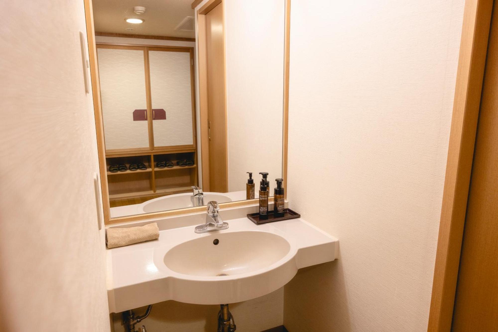 Shikishimaso Hotel Higashikawa Exterior photo